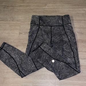 Black and white poka dot cropped lululemon leggings